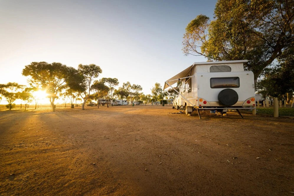 Caravan & Trailer